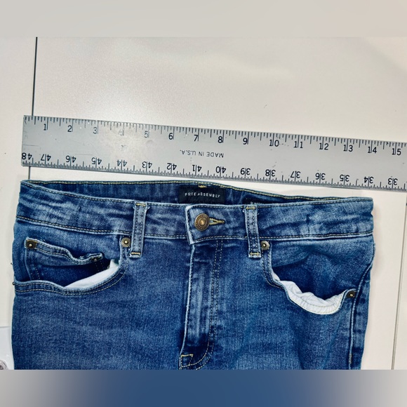 Womens Free Assembly Slim Straight Jeans Artistic Wash LIKE NEW SZ 16 - Picture 12 of 13
